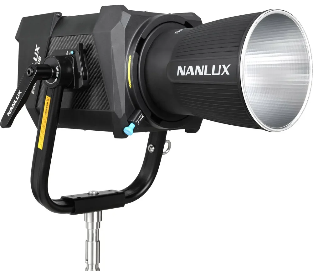 nanlux evoke 1200b